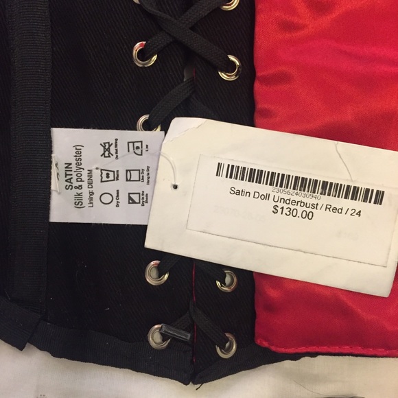 Red satin corset size 24 - Picture 7 of 9